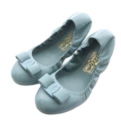 サルヴァトーレフェラガモ Salvatore Ferragamo ヴァラリボン