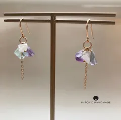 14Kgf レインボーフローライト＆ホワイトムーンストーン　フックピアス