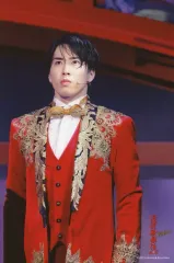 【中古】生写真(ジャニーズ) Snow Man/宮舘涼太/ライブフォト・上半身・2Lサイズ/「滝沢歌舞伎ZERO FINAL」ステージフォト