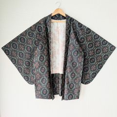 Japanese Vintage Haori Tsumugi Silk Kimono Jacket Geometrical Patterns Old-ⅽloth 羽織 紬 椿柄 幾何学模様 正絹 古布 時代布 一点物 大正浪漫 和洋折衷