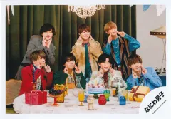 【中古】生写真(ジャニーズ) なにわ男子/集合(7人)/横型・膝上・上半身/シングル「ハッピーサプライズ」MV＆ジャケ写オフショット/公式生写真