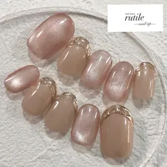 オーダーネイルチップ　　ミラーフレンチネイル　うるうるマグネット　ベージュ