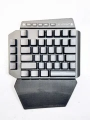 【HY】【中古】【美品】E-YOOSO e元素 K-700 片手ゲーミングキーボード 44キー 赤軸メカニカルキーボード USB有線 RGB発光LEDバックライト フルプログラム[送料無料(一部地域を除く)]HY001