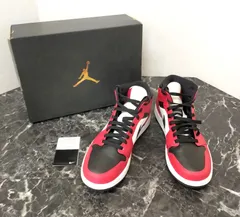 77.NIKE AIR JORDAN 1 MID 