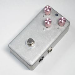KGR HARMONY   Power Distortion  386オーディオアンプIC ディストーション 《AL STANDARD》 エフェクター