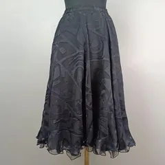 U:NA ユーナ 社交ダンス スカート 裾フリル サイズ L 黒 ブラック レース 透け感 衣装 レッスンウェア 練習着 ボリューム