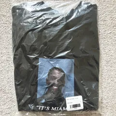 コラボ激レア!Travis Scott×Fragment Pink Tシャツ - メルカリ
