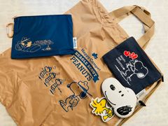 【未使用】大好き！スヌーピー5点SET　「LOGOS　２wayエコバッグ＆カラナビ付きポーチ」＋「印鑑ケース＆印鑑マット＆デニムポーチ」