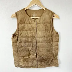 (^w^)b MUJI 無印良品 ノーカラー ダウンベスト ナイロン100% スナップボタン 薄手 軽量 アウター 防寒 シンプル 定番 アウトドア デイリー タウンユース ベージュ レディース サイズM