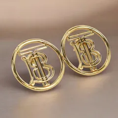 2025年最新】バーバリーピアスの人気アイテム - メルカリ