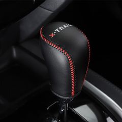 XIKER 日産 エクストレイル T32系 専用 ギアシフトノブ カバー X-TRAIL シフトレバー レザー セレクトレバーヘッド保護カバー 傷 汚れ防止 被せるだけパーツ 内装 カスタム パーツ ドレスアップ （ブラック＆レッドステッチ）