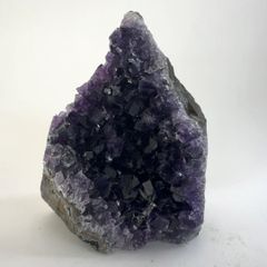 【E30742】 ウルグアイ産 アメシスト 天然石 鉱物 原石 パワーストーン 紫水晶 アメジスト