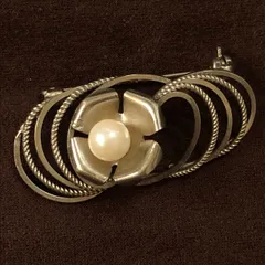 昭和レトロパールお花銀線細工風ブローチ