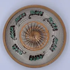 ルーマニア ホレズ陶器大皿の通販 by アイ's shop｜ラクマ