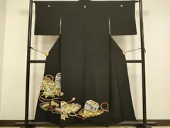 最高級♡豪華♡総刺繍♡蘇州刺繍・汕頭刺繍 正絹 黒留袖 五つ紋