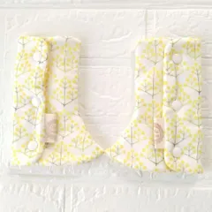 ミモザの花束🩷抱っこひも用よだれカバー