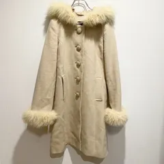JUSGLITTY ジャスグリッティー　レディース　アウター　フォックスファー付き ロングコート　フーデッドコート　ウールコート　フードファー　袖ファー　フロントボタン　両サイドポケット　無地　ベージュ　毛混　アンゴラ混　日本製　かわいい　SU805h1235