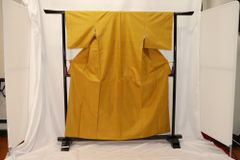 紬/正絹/格子/からし色×ライトグレー/仕立上がり/適応身長145～153㎝【ゆずりは】7047