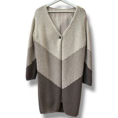 Le Tricot Perugia 루트리콧 페루자 Leilian 레리안 니트 롱 코트 미품 베이지 9호 M사이즈 이탈리아제 롱 코트 V넥 니트 캐주얼 레이디스 겨울 고고 헌옷 쿠키 창고점 코코 207