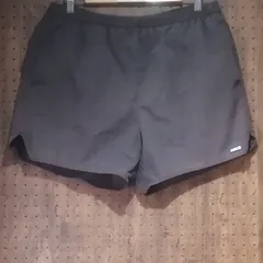 NIKE ナイキ　ショートパンツ　ゴム・ひもウエスト　インナー付　サイズＬ