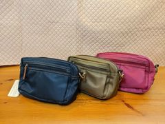 【新品】ショルダーポーチ　ウエストポーチ
