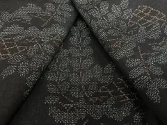 平和屋着物●結城紬　100亀甲　飛び亀甲柄　草木文　正絹　逸品　AAAV7226zg