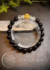 SALE‼️✨️💎【守り神・金運アップや開運、繁栄を願う】天然石  オニキス・水晶金蛇・カット水晶  デザインブレスレット     レディース＆メンズ        B252