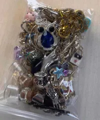 アクセサリーパーツまとめ売り1万5000以上あります