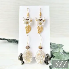 ★ラスト1点★【311】ハンドメイド ピアス イヤリング レジン お花 パール 春物 マーブル模様 フラワー 葉っぱ