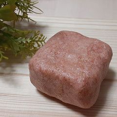 手作りクレイ レッドを使用したハンドメイド石鹸　１個
