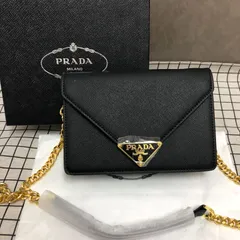 2024年最新】prada サフィアーノ ショルダーバッグの人気アイテム - メルカリ