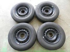 引き取りのみ 新車外し ハイエース タイヤとホイールカバー4本セット