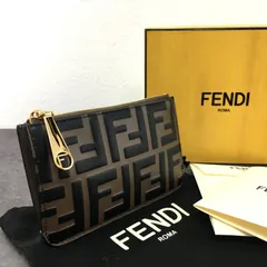 送料込み！ 未使用品 FENDI フラグメントケース 8AP161 スマートウォレット 225