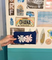＜正規品＞カードポーチ♡ハイビスカス♡ロイヤルブルー♡ハワイアンキルト