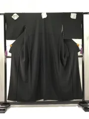 縮緬　着物　黒　喪服　正絹　蔦紋　蔦 2025年最新】喪服 着物 丸に蔦の人気アイテム - メルカリ