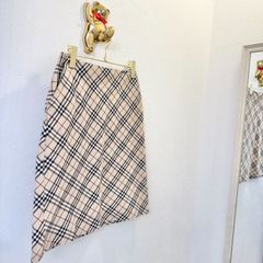 【ノバチェック】バーバリーブルーレーベル　スカート　台形　シンプル