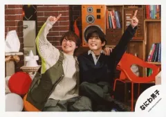 【中古】生写真(ジャニーズ) なにわ男子/長尾謙杜・大橋和也/横型・膝上/シングル「Special Kiss」MV＆ジャケ写オフショット/公式生写真