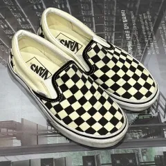 USED VANS フレイム柄 ロンT Mサイズ 白 USED VANS フレイム柄 ロンT Mサイズ 白 - メルカリ