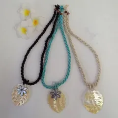 ハワイアン　モンステラ　シェルネックレス2本セット♪　ハンドメイド