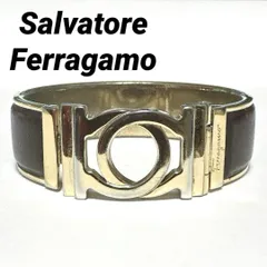 Salvatore Ferragamo 　フェラガモ　ブレスレット　バングル