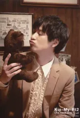 【中古】生写真(ジャニーズ) Kis-My-Ft2/宮田俊哉/上半身・衣装ベージュ・ぬいぐるみ・目閉じ/「Kis-My-Ft2 LIVE TOUR 2020 To-y2」スペシャルフォト