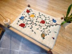 ペルシャ ギャッベ　玄関マット　ラグ　86x62cm　ベージュ　ザクロの実　RJ14683