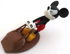 ミッキー、ミニー　フィギュア　置物　ドアストッパー　テリア　2点 disneyds_005.jpg