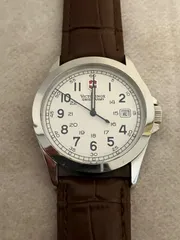 値下げ 稼動★ビクトリノックス クロノクラシック QZ腕時計 革ベルト新品-文字盤色ブラウン