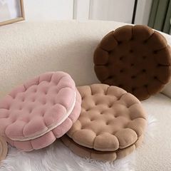 ビスケット型かわいいクッション コーヒーカラー＆ピンク アプリコット風デザイン SNS映えするおしゃれ座布団 ストロベリーアーモンドクッキー風 インスタグラムで人気のぬいぐるみクッション