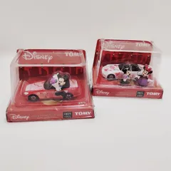 ディズニー　トミカ　ラブエディション　ミッキー&ミニーマウス　赤白2台セット