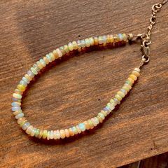 ブルー系 染めオパール フルブレスレット 14kgf - メルカリ