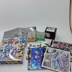 仮面ライダービルド 　DXフルボトル4種　デフォルメキーホルダー　グッツセット