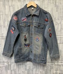 定番 LEVI