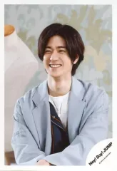 【中古】生写真(ジャニーズ) Hey! Say! JUMP/中島裕翔/上半身・衣装水色・青・白・左向き・歯見せ/DVDシングル「愛だけがすべて -What do you want?-」MV＆ジャケ写オフショット/公式生写真